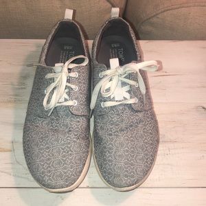 TOMS tennis shoes